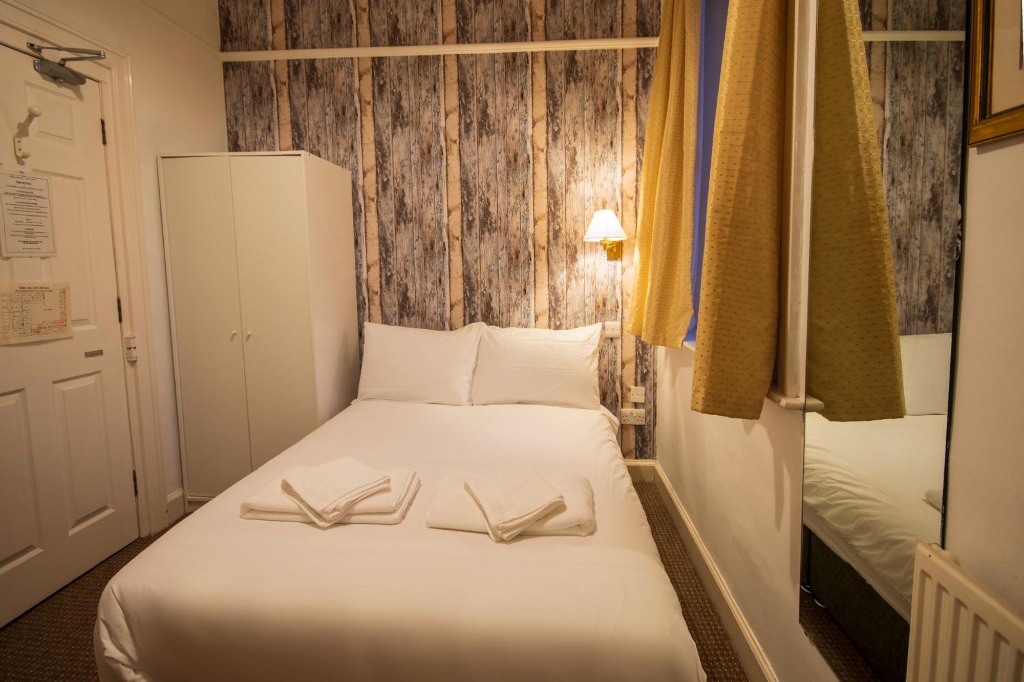 Douglas Arms Hotel قلعة دوغلاس الغرفة الصورة