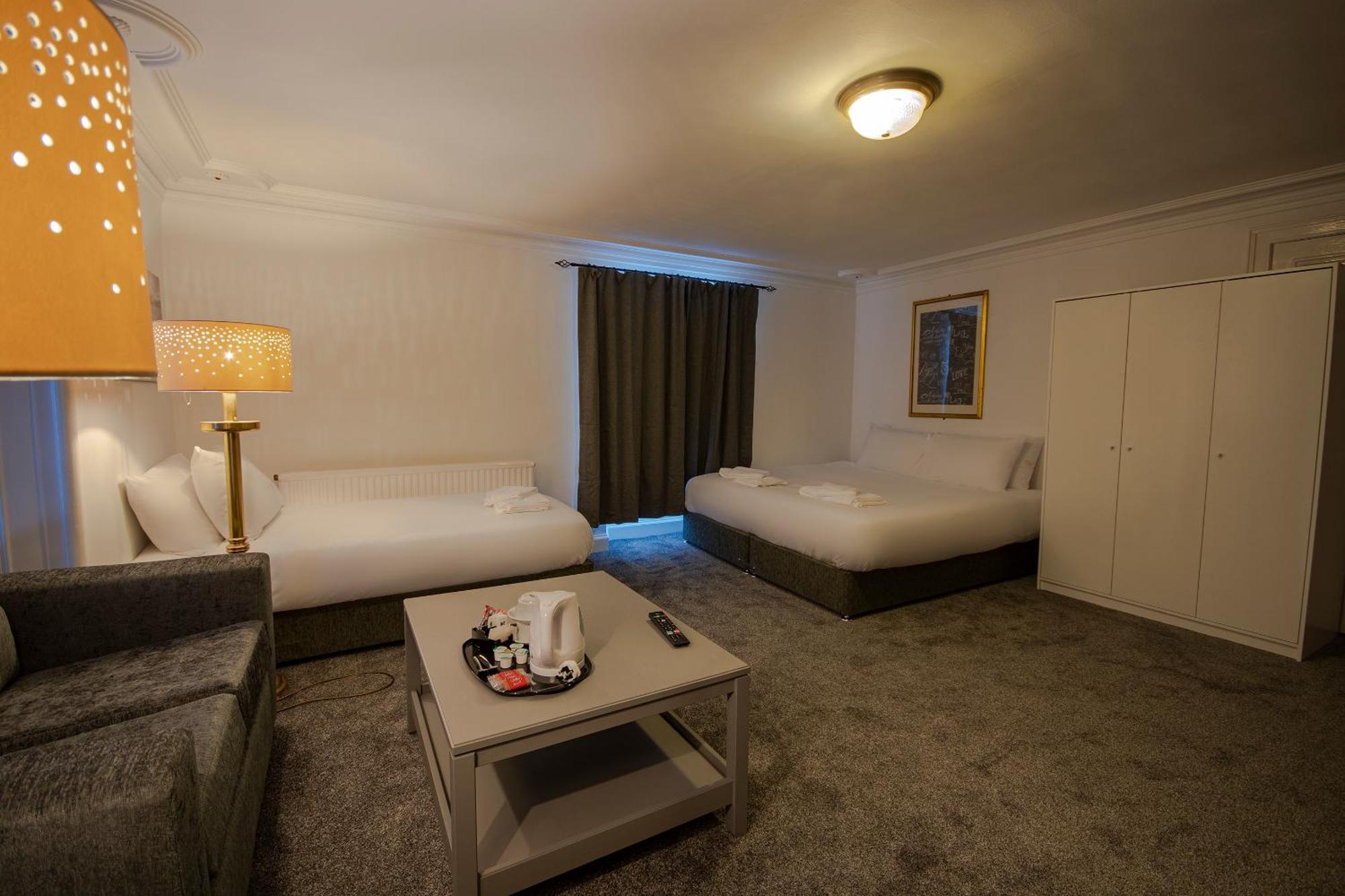 Douglas Arms Hotel قلعة دوغلاس الغرفة الصورة
